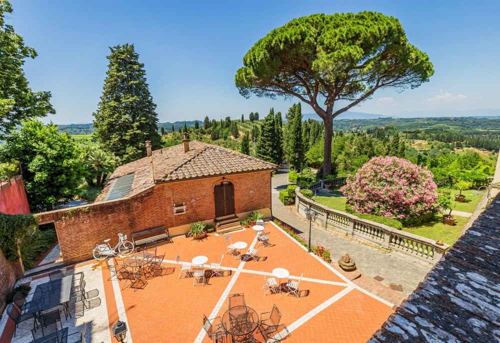 Holiday with friends in Tuscany