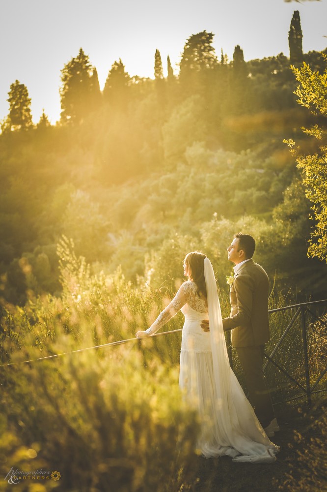 wedding couple in Tuscany