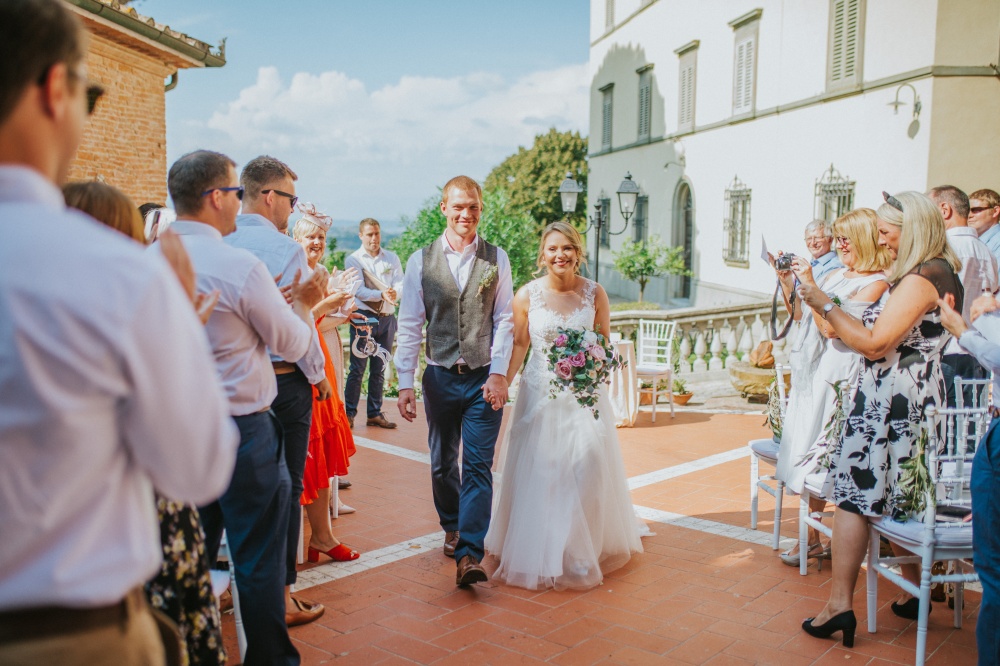 wedding-ceremony-celebration-villa-tuscany