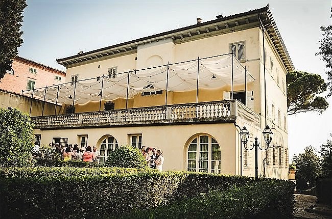 real-weddings-at-borgo-bucciano-villas-tuscany